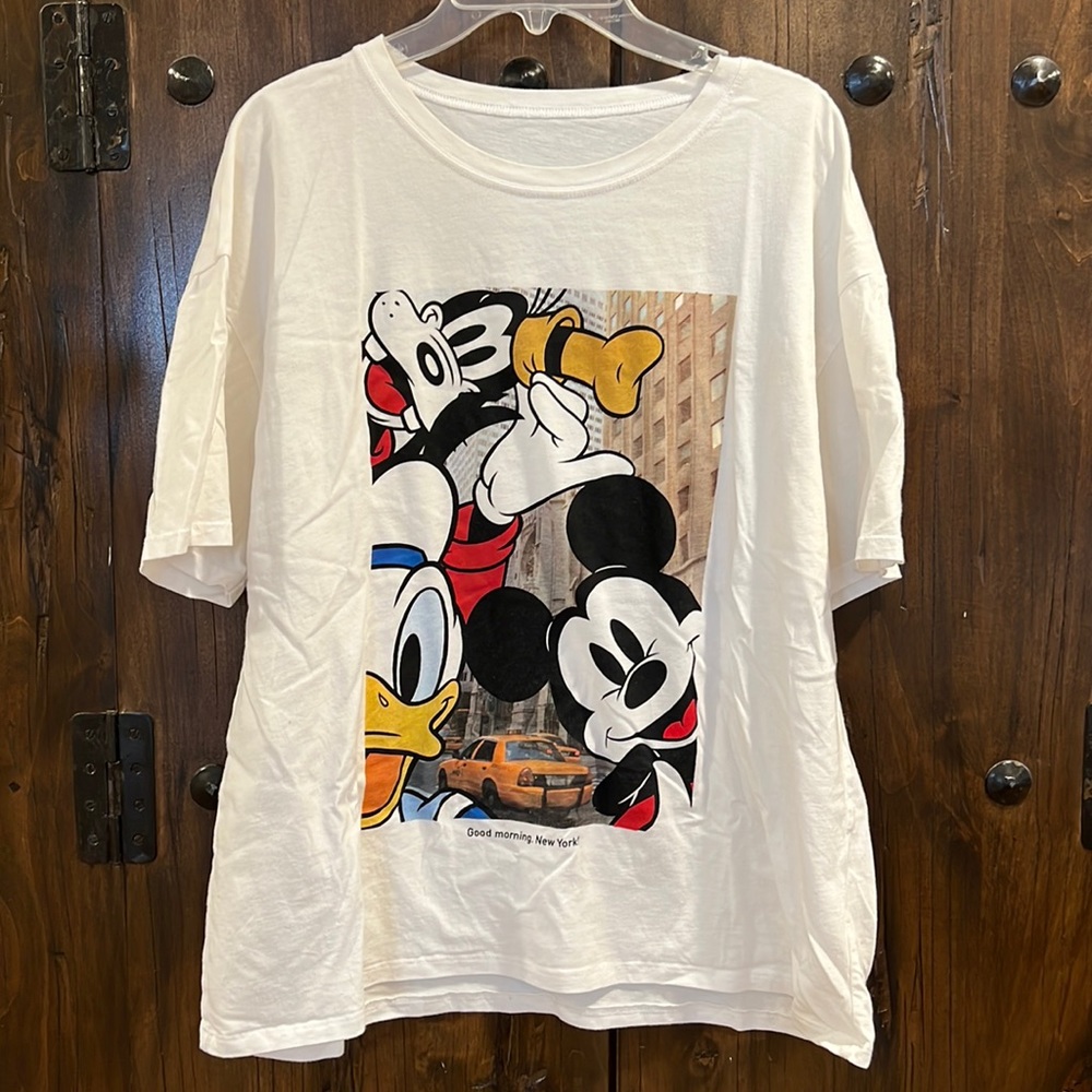 Zara Graphic Tee - Mickey & Friends in New York S